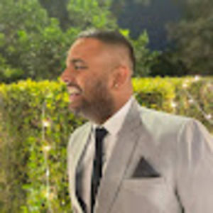 Meet your Posher, Akhil